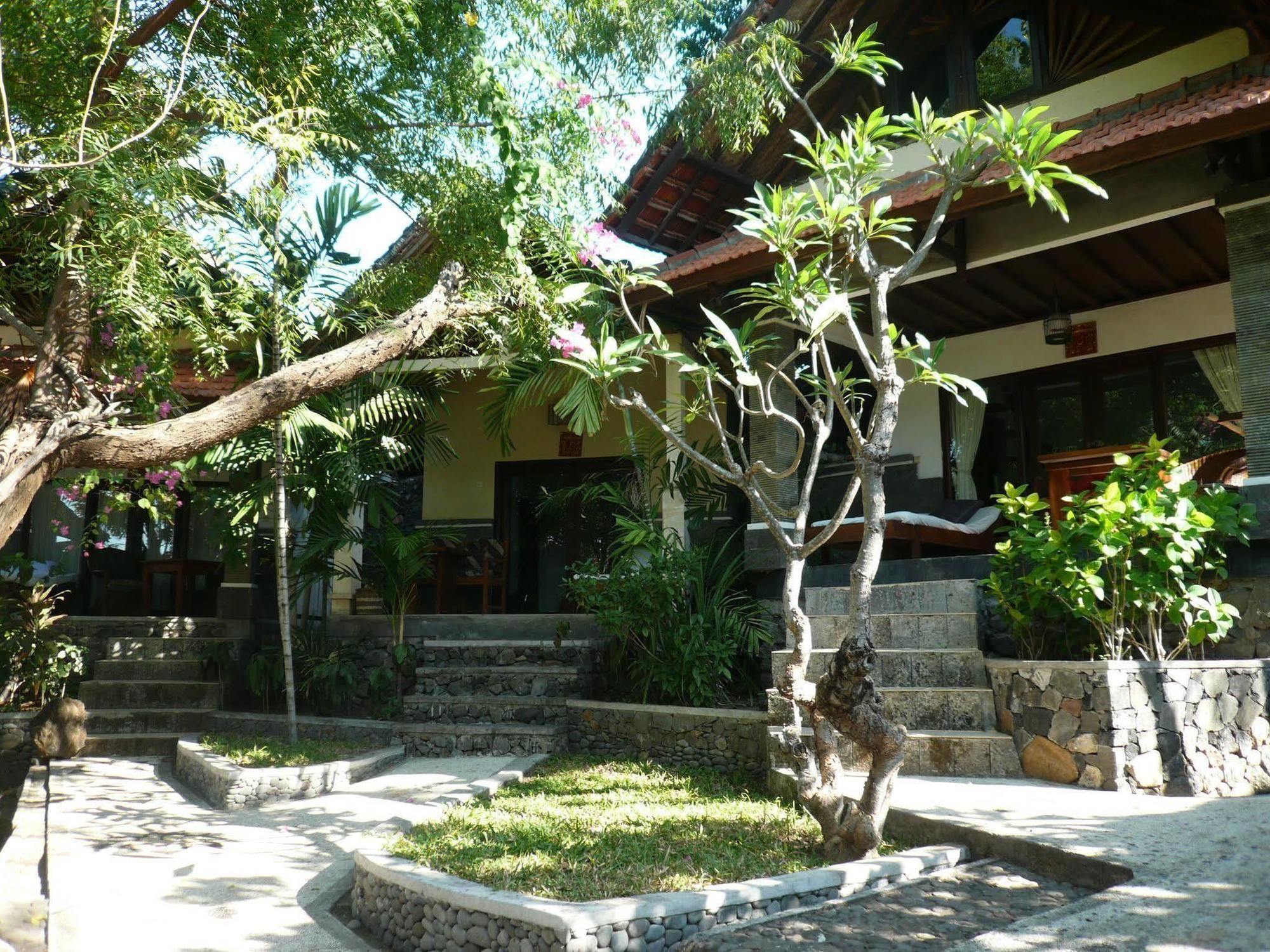 Wawa Wewe II Villas Amed Exteriér fotografie